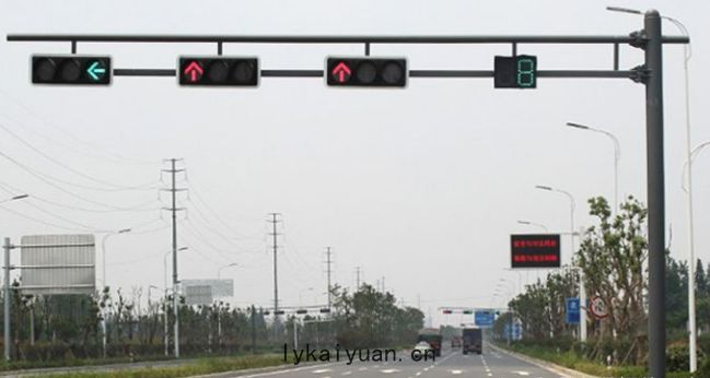 道(dào)路(lù)交通(tōng)信號(hào)杆
