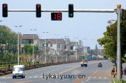 交(jiāo)通信號(hào)燈(dēng)